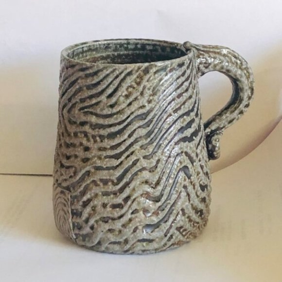 Wheel thrown  Handmade Fully Carved Mug, The Carved Represent Finger Prints - Picture 1 of 10